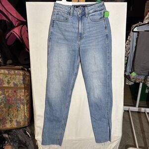 Hollister Ultra High-Rise Mom Jean Size OR Distressed Ankle